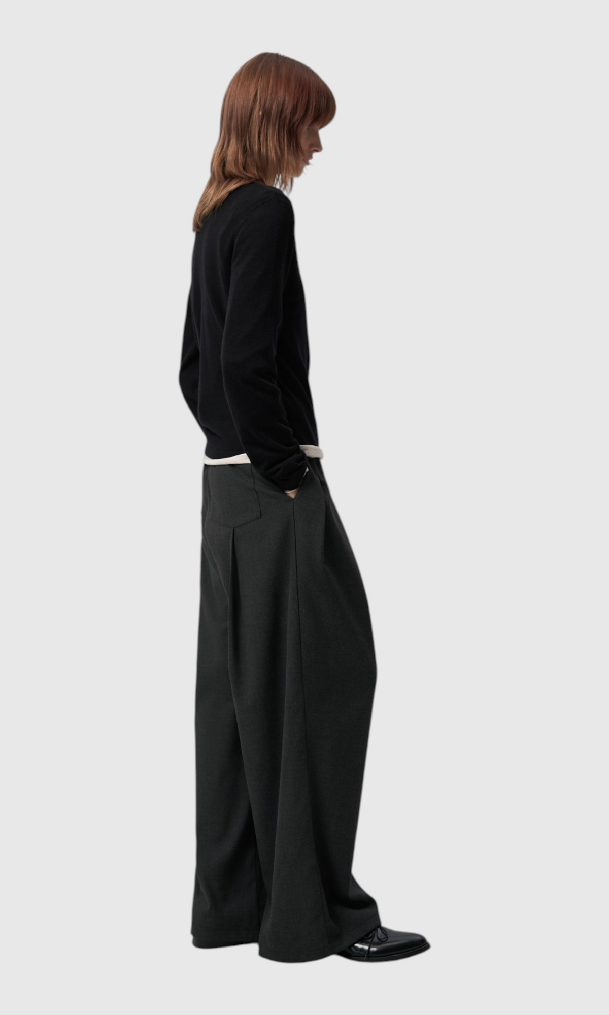 Slight Vogue Pleated Wide-Leg Trousers — product image 8