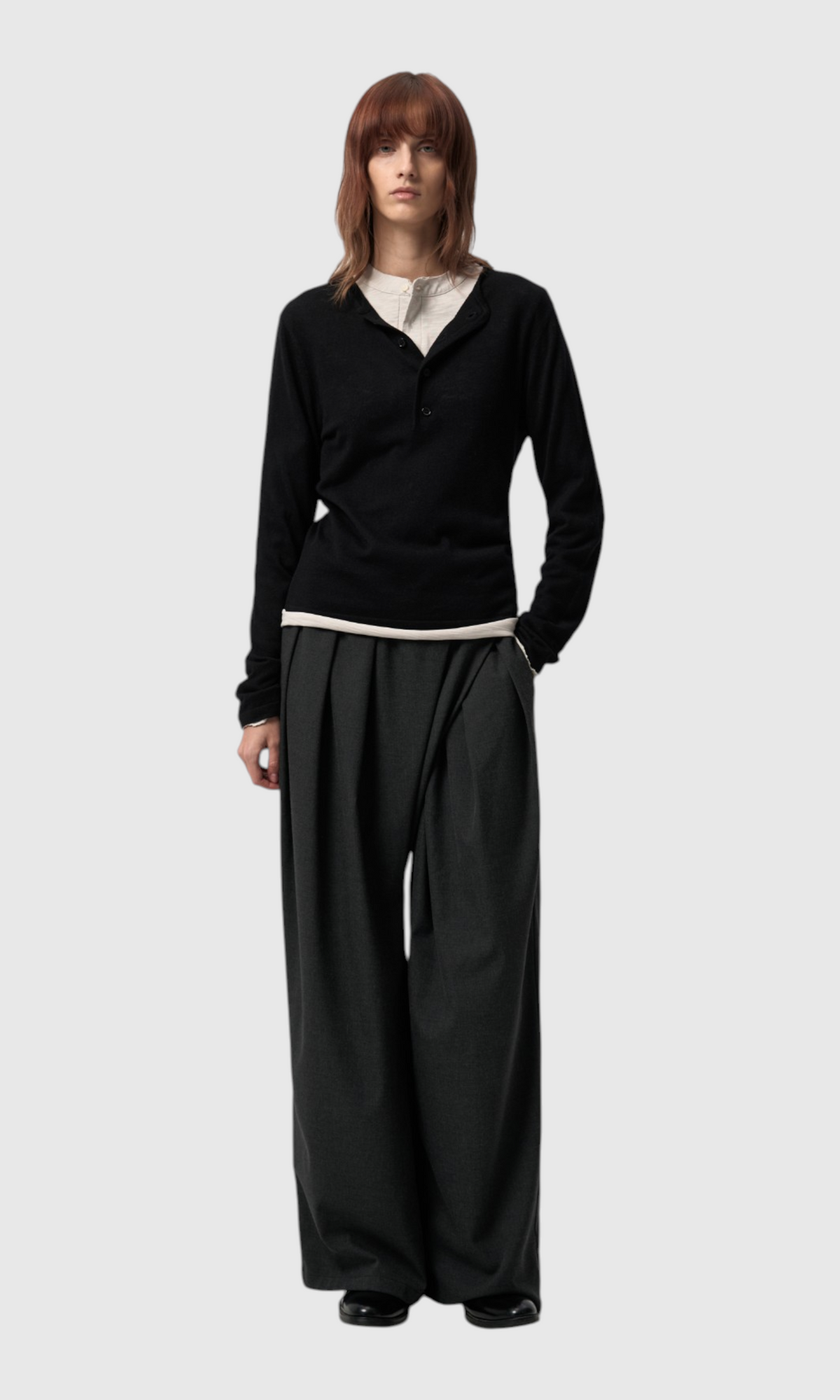 Slight Vogue Pleated Wide-Leg Trousers — product image 9