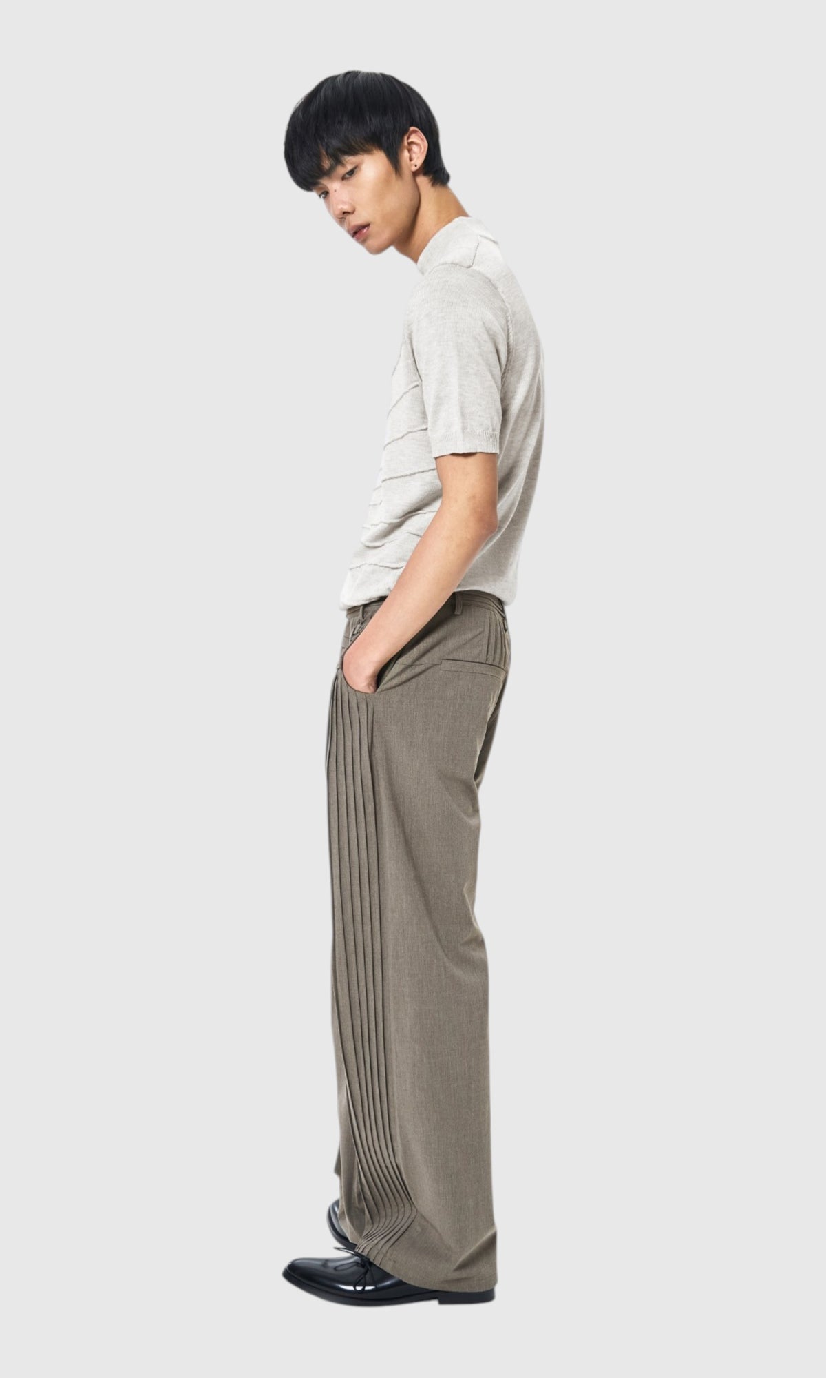 Slight Vogue Diagonal Seam Knit Tee — product image 3