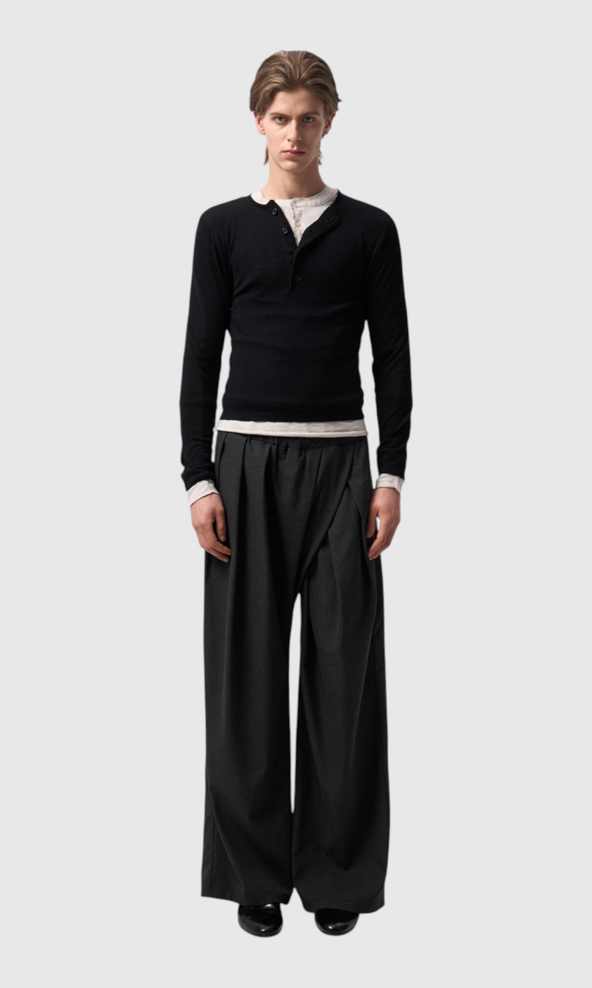 Slight Vogue Pleated Wide-Leg Trousers — product image 10
