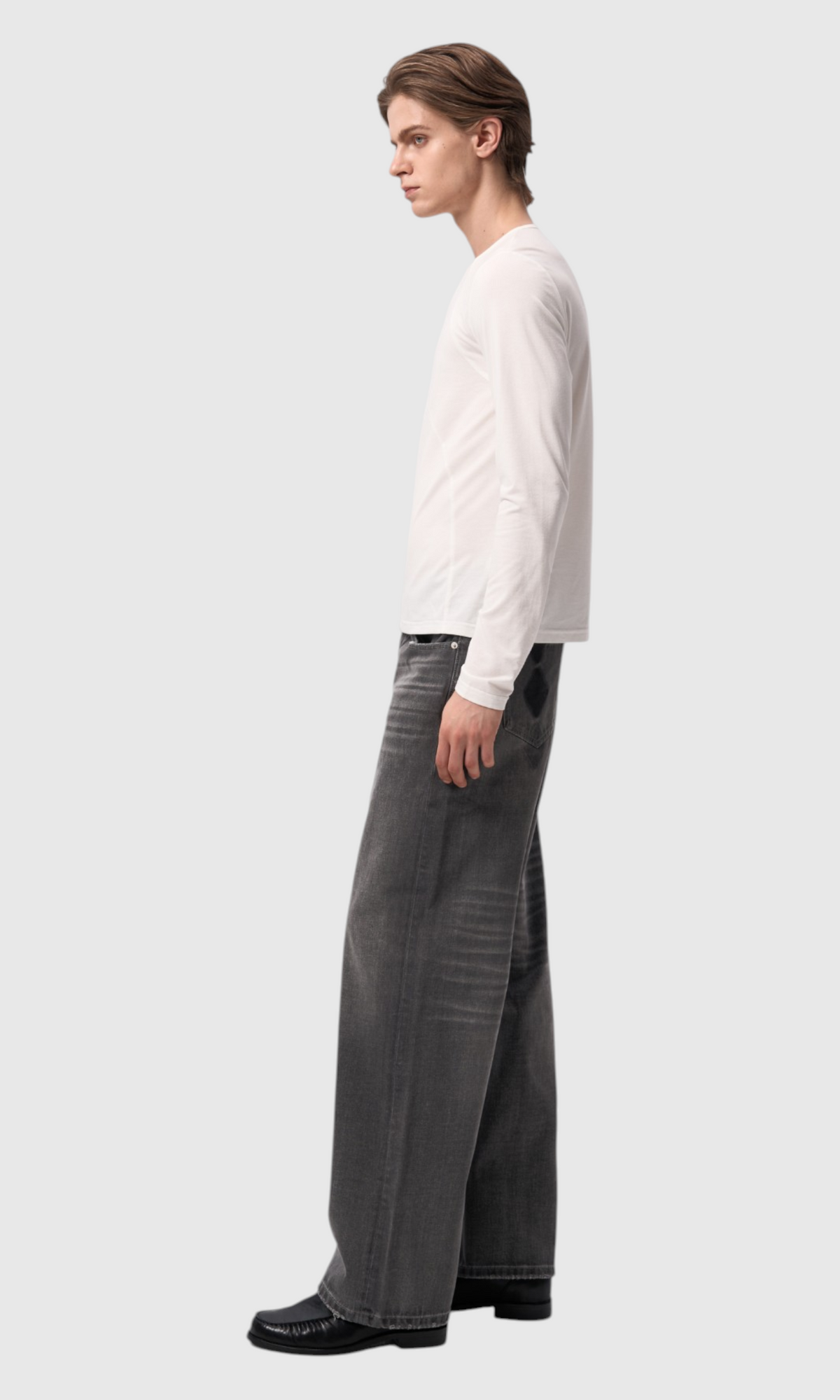 Slight Vogue Asymmetric Linen Long-Sleeve Top — product image 2