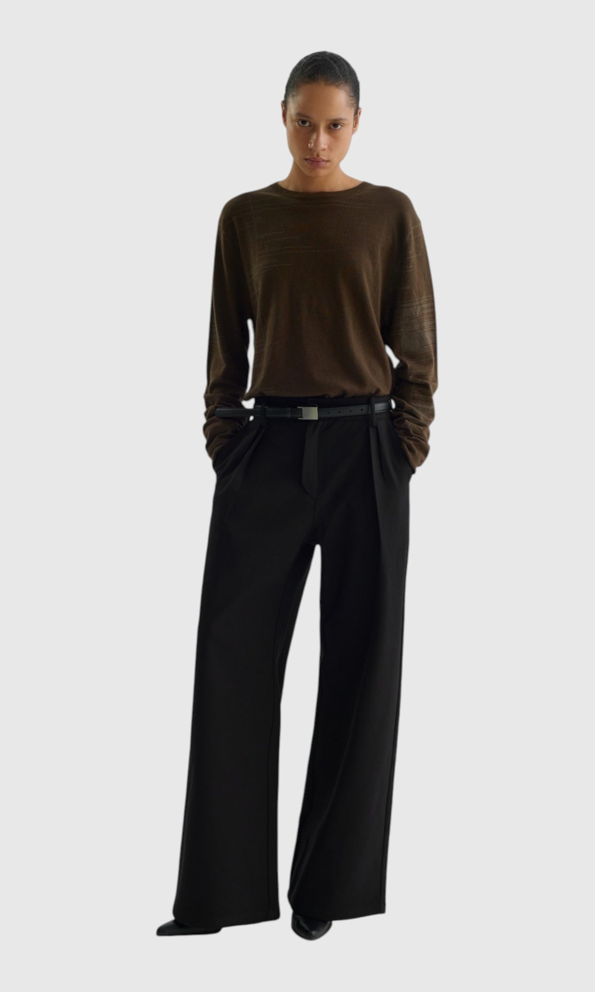 Slight Vogue Two-Tone Long-Sleeve Knit — product image 1